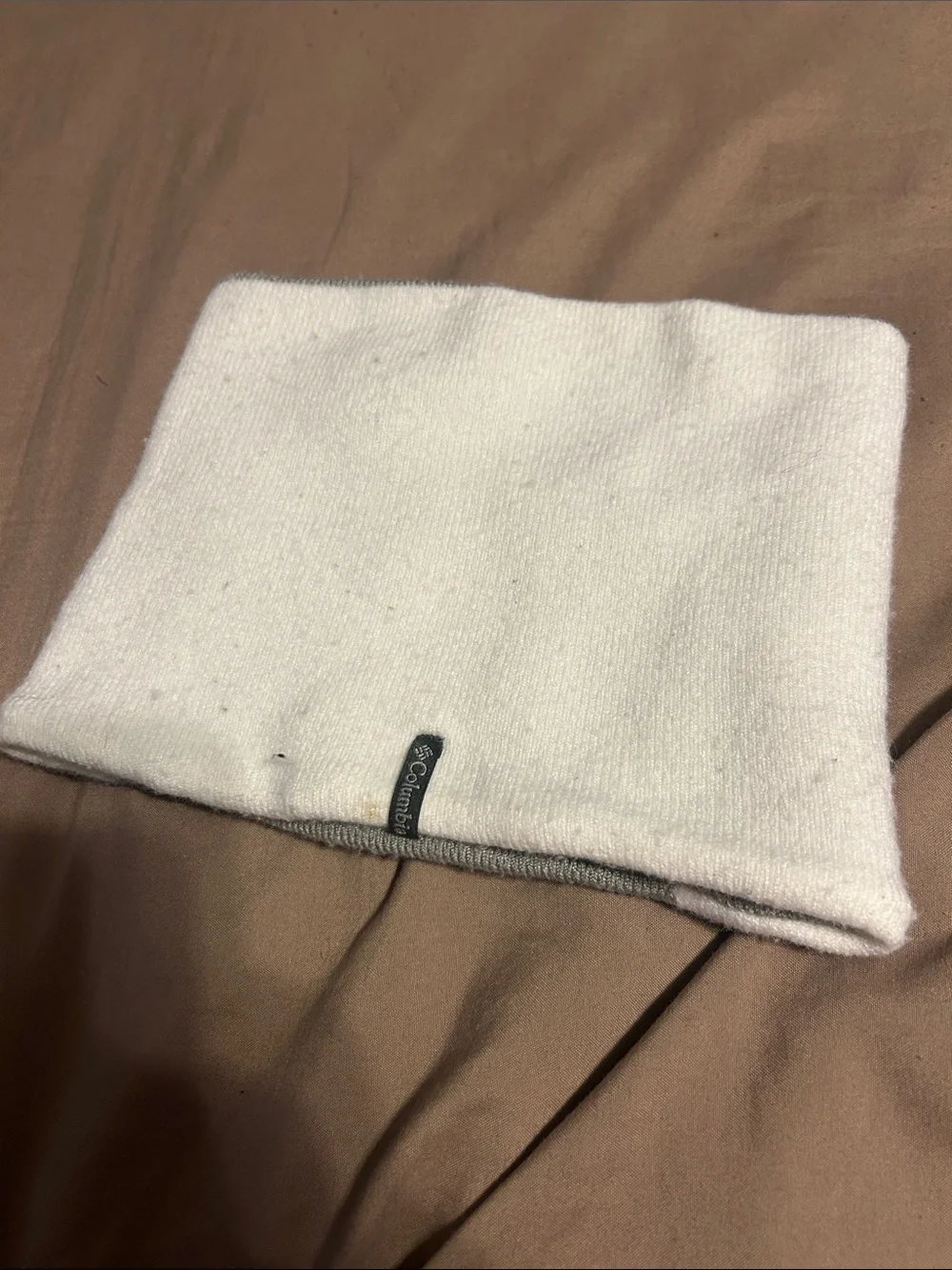 Columbia White and Gray Cozy Fleece Neck Warmer Kids